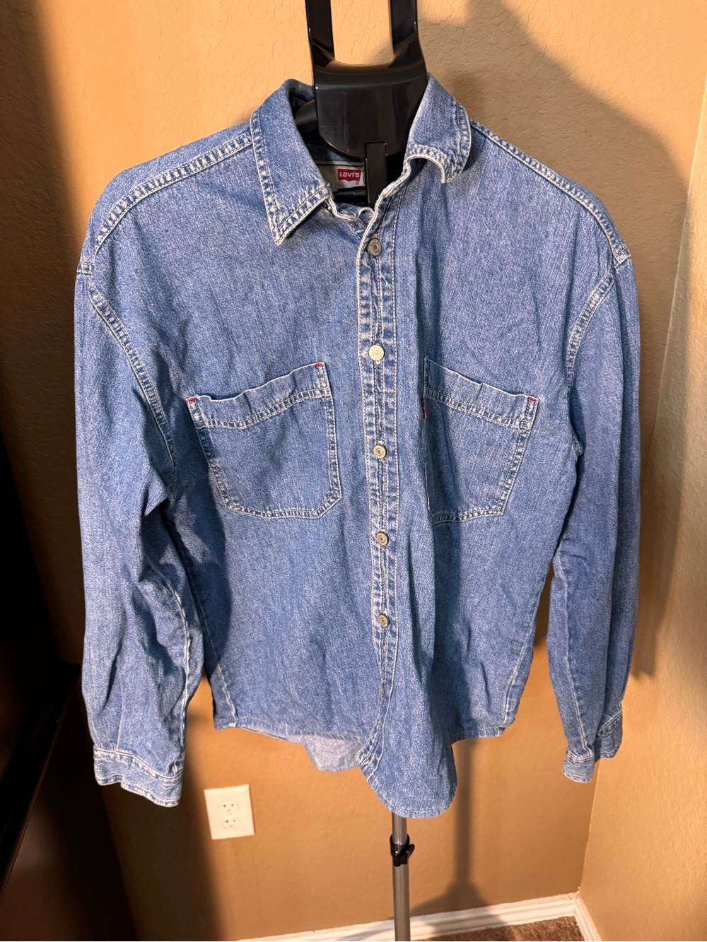 Vintage Levi's Light Blue Denim Casual Button-Down Shirt